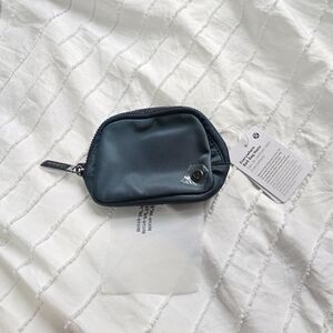 Lululemon Everywhere Belt Bag Nano